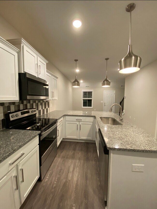 Foto del edificio - 1040 Glenkirk Dr