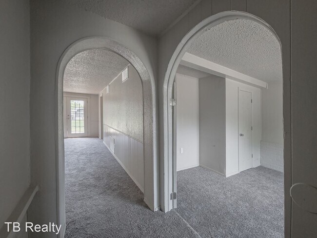 Foto del edificio - 3 br, 1 bath House - 3928 SE 22nd St