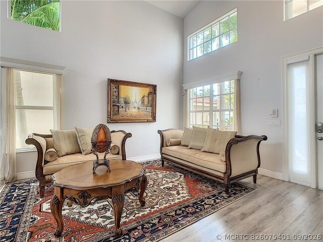 Building Photo - 4827 SW 183rd Ave