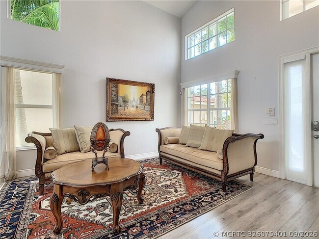 Foto del edificio - 4827 SW 183rd Ave