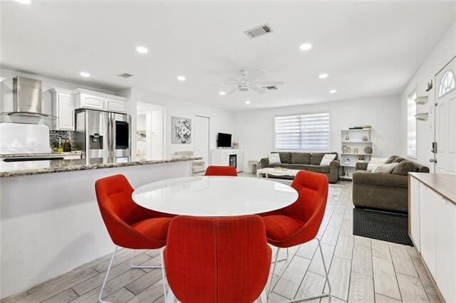 Foto del edificio - 1015 Roselawn St