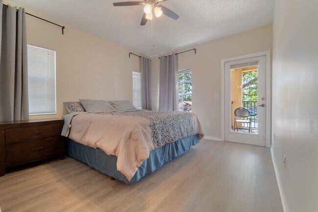 Foto del edificio - 10330 Fox Trail Rd S