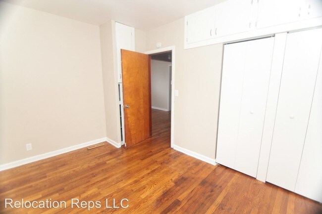Building Photo - 2 br, 1 bath House - 3802 N Sturdevant St