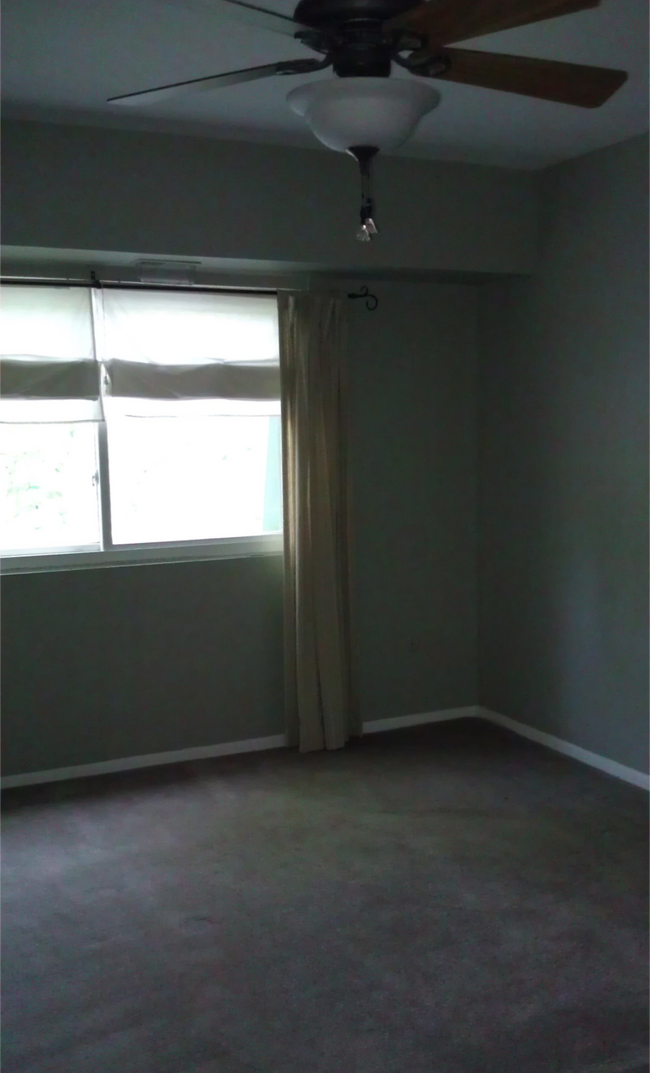 Foto del edificio - 1108 Meadowview Ln