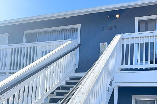 Foto del edificio - 3184 N Tani Rd