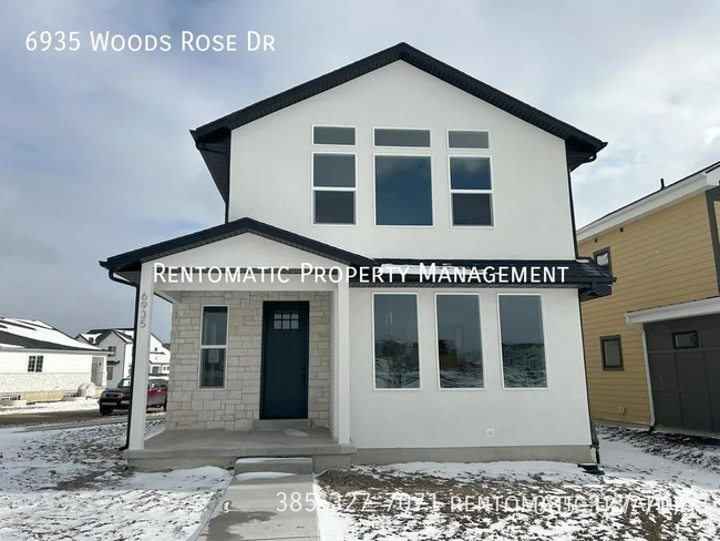 Foto del edificio - 6935 Woods Rose Dr