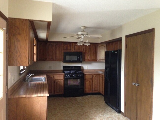 Foto del edificio - Beautiful tri level home