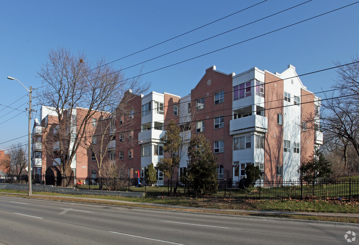 Primary Photo - 55 Mcgrigor St