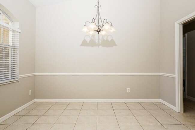 Foto del edificio - 1537 Maile St