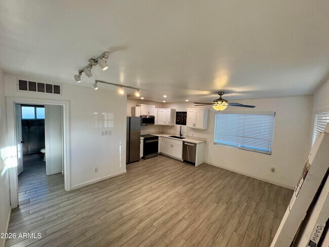 Foto del edificio - 1409 N 5th St