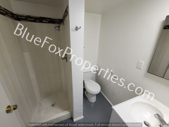 Foto del edificio - 732 E Elm St