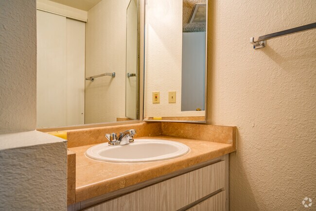 1 habitación, 1 baño - 456 pies cuadrados (B) - Sandstone Apartment Homes