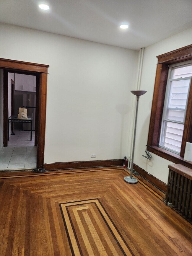 Foto del edificio - 656 Palisade Ave