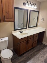 Interior Photo - Square 9