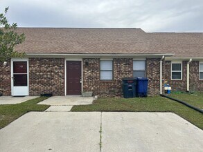 Building Photo - 147 Marlene Dr