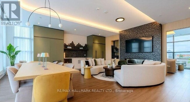 Building Photo - 720 Whitlock Ave