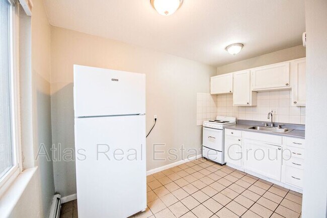 Foto del edificio - 1520 Trenton St