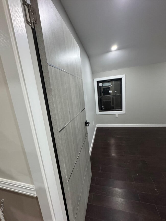 Foto del edificio - 167-20 140th Ave