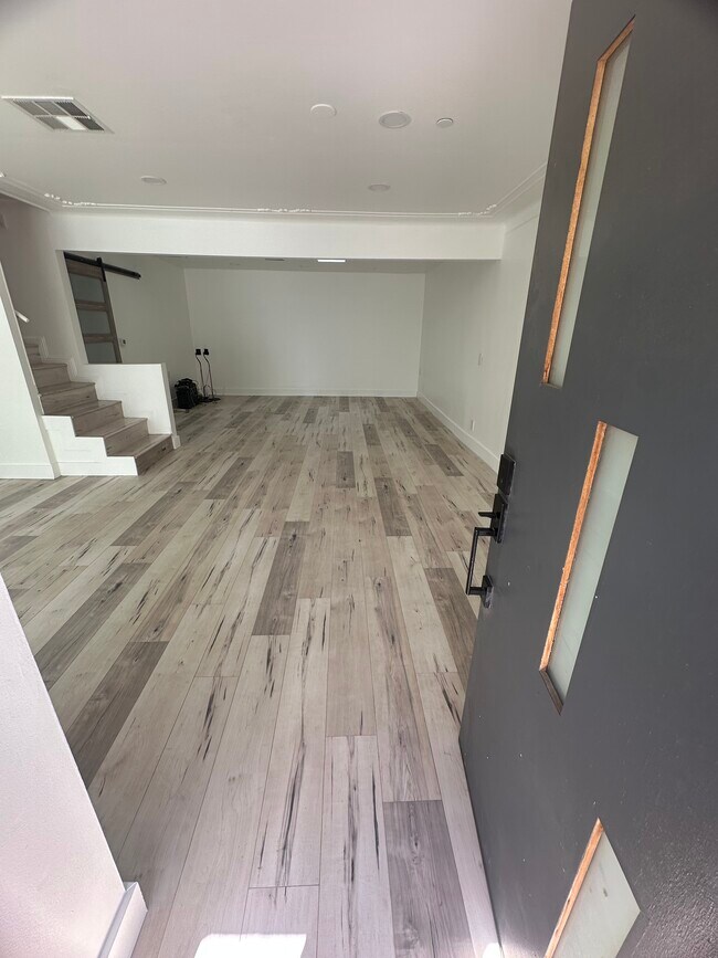 Foto del edificio - 10861 Nettleton St