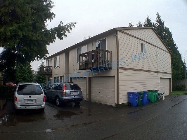 Building Photo - 2203 SE 96th Dr