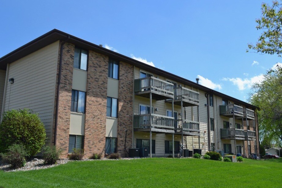 College Creek Apartments Apartments Ames, IA