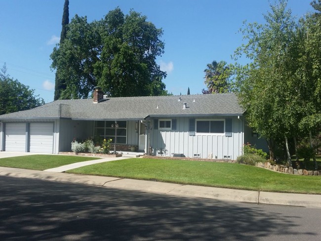 Building Photo - 8335 De Anza Ave