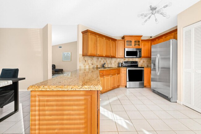 Building Photo - 9738 Majorca Pl