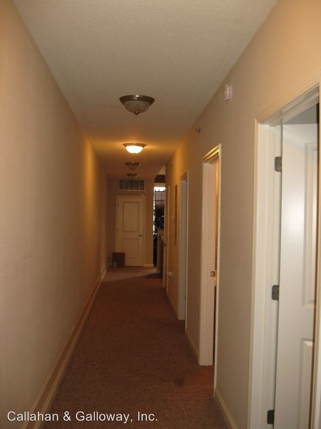 Foto del edificio - 1101 E Broadway St