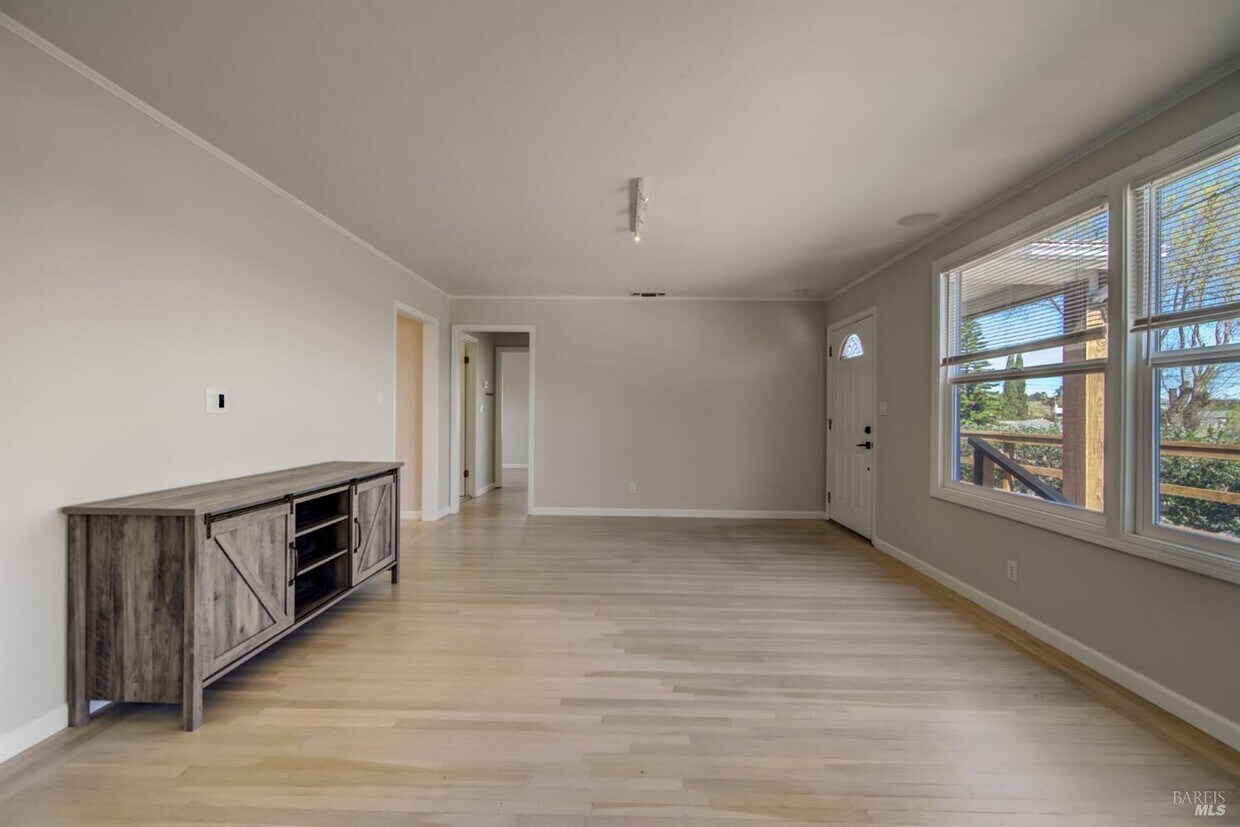 250 Hillcrest Ave, Benicia, CA 94510 - House Rental in Benicia, CA |  Apartments.com