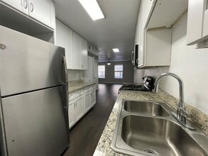 Building Photo - 9075 Gaylord Dr