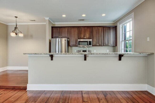 Foto del edificio - 109 E Oglethorpe Ave