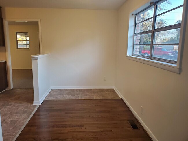 Foto del edificio - 2925 10th Ave N