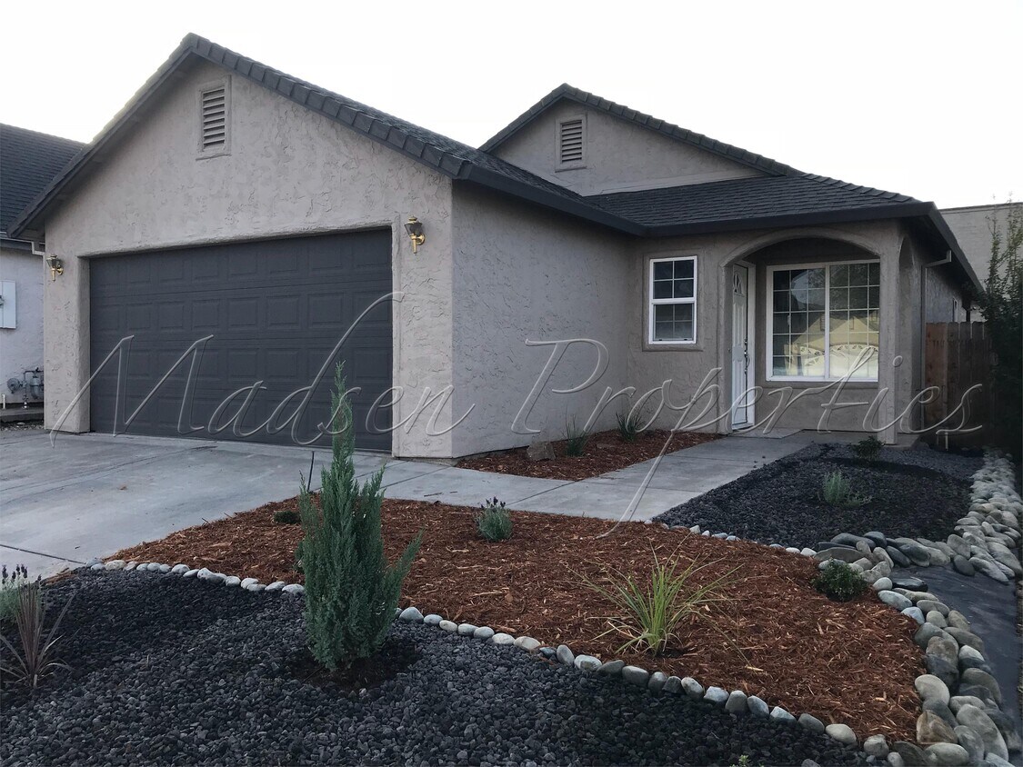90 Lacewing Ct, Chico, CA 95973 House Rental in Chico, CA