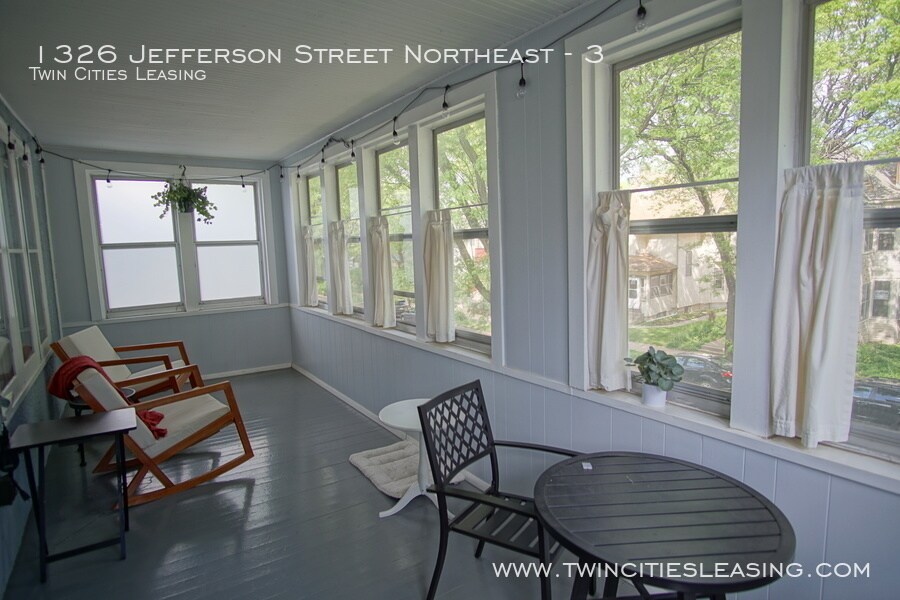 Primary Photo - 1326 Jefferson St NE
