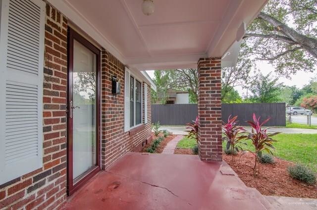 Foto del edificio - 21 N 16th St