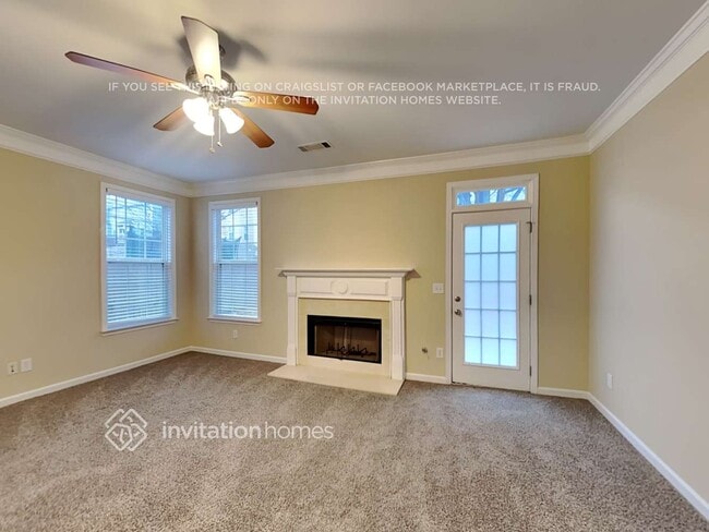 Foto del edificio - 635 Briarhurst Ct