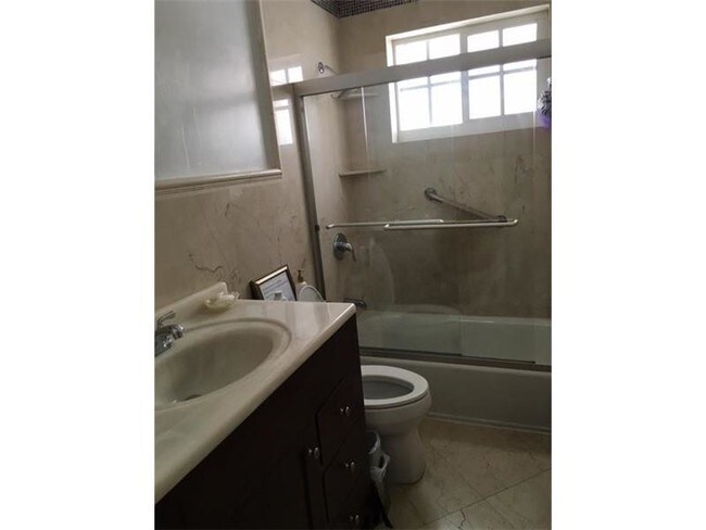 Foto del edificio - 1417 San Marco Ave