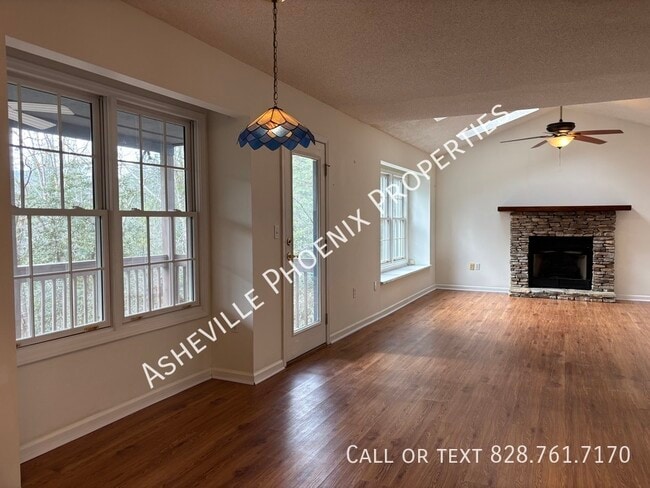 Building Photo - 22 Shackleford Dr