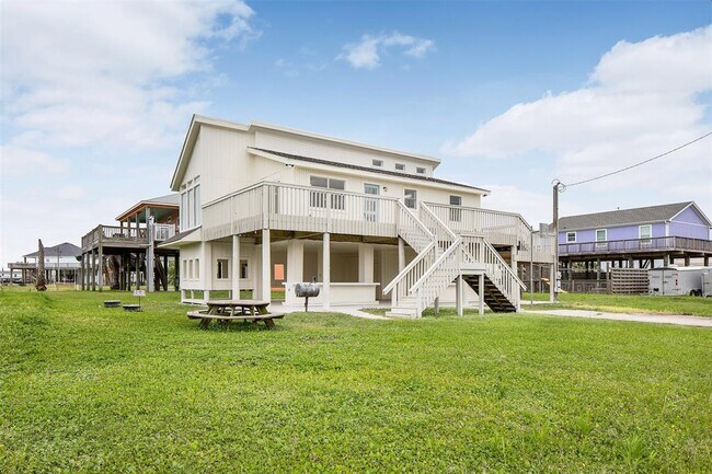 Photo - 971 Mary Ann House