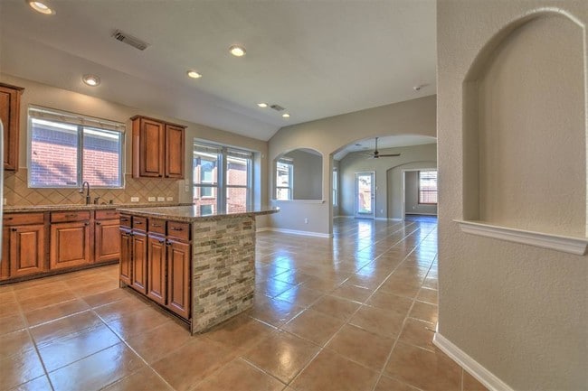 Building Photo - 17106 Tupelo Garden Cir