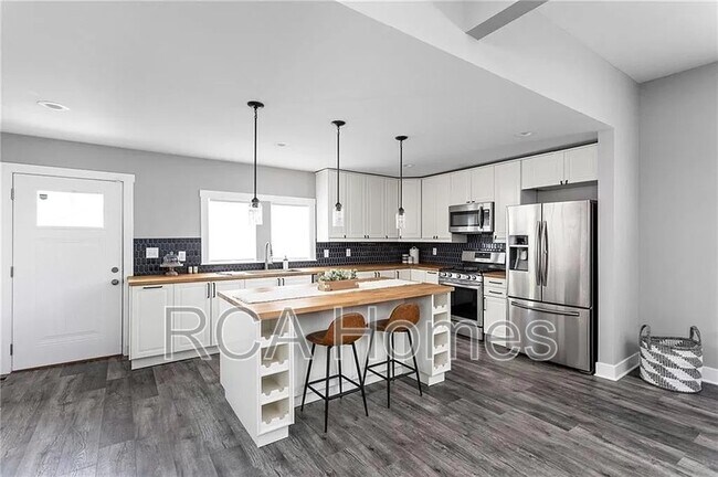 Foto del edificio - 1404 Spann Ave