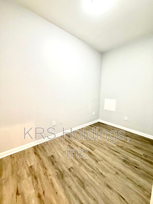 Foto del edificio - 1023 Carrington Pl