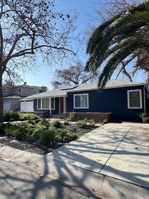 Building Photo - 1004 Esther Dr