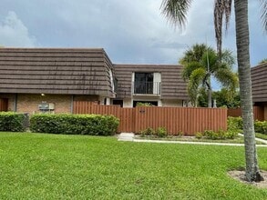 Building Photo - 1506 15th Ct