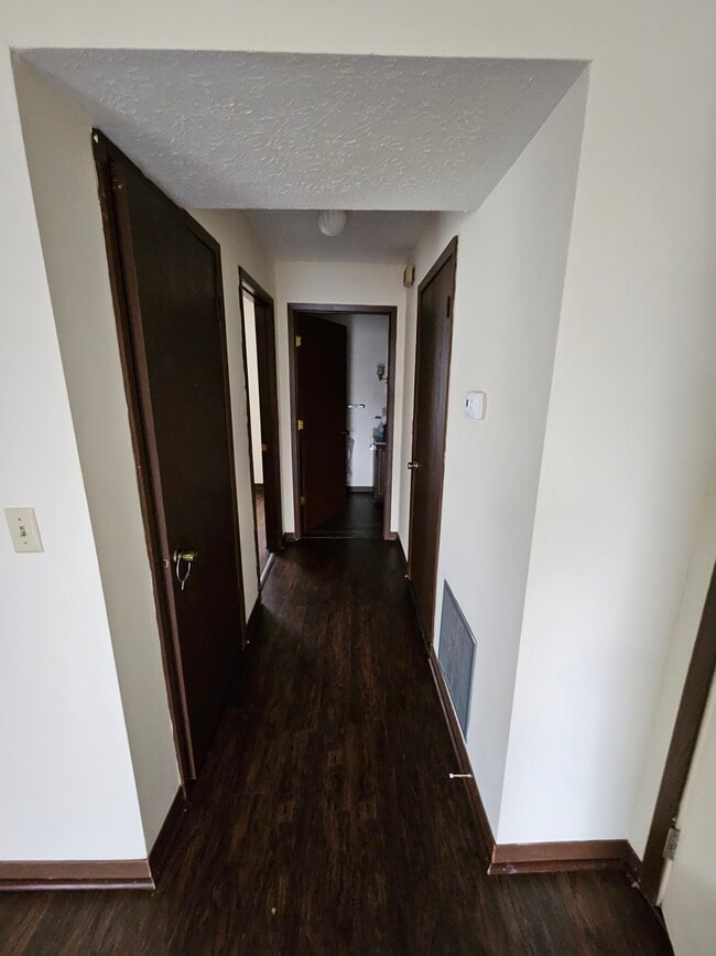 Foto del edificio - 1361 Callie Rd