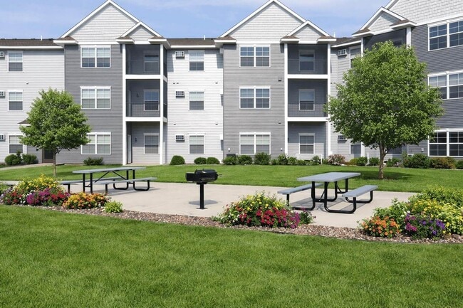 Building Photo - Cypress Court