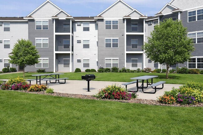 Foto del edificio - Cypress Court