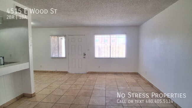 Building Photo - 4515 E Wood St
