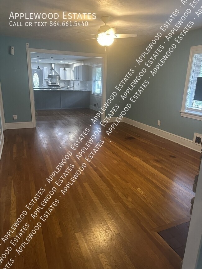 Building Photo - 114 Brookside Rd