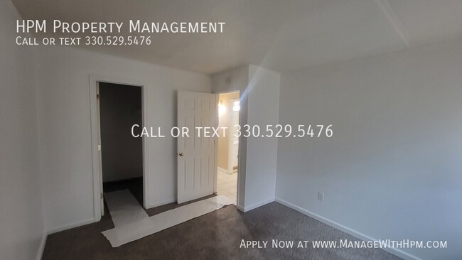 Foto del edificio - Spacious 2 bedroom apartment in Akron